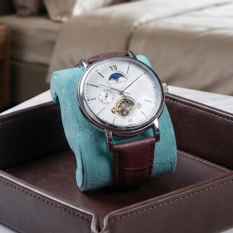 Jewelry Box With Watches - Wyprzedaż - Podkładki do pudełek na