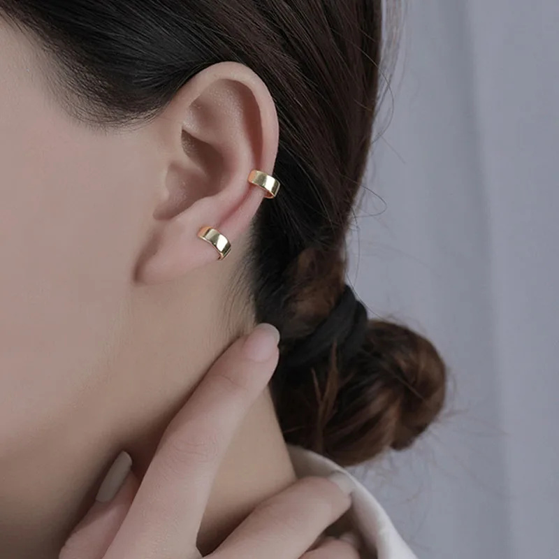 Ear Cuff No Piercing - Srebrne kolczyki nausznice z szeroką, gładką