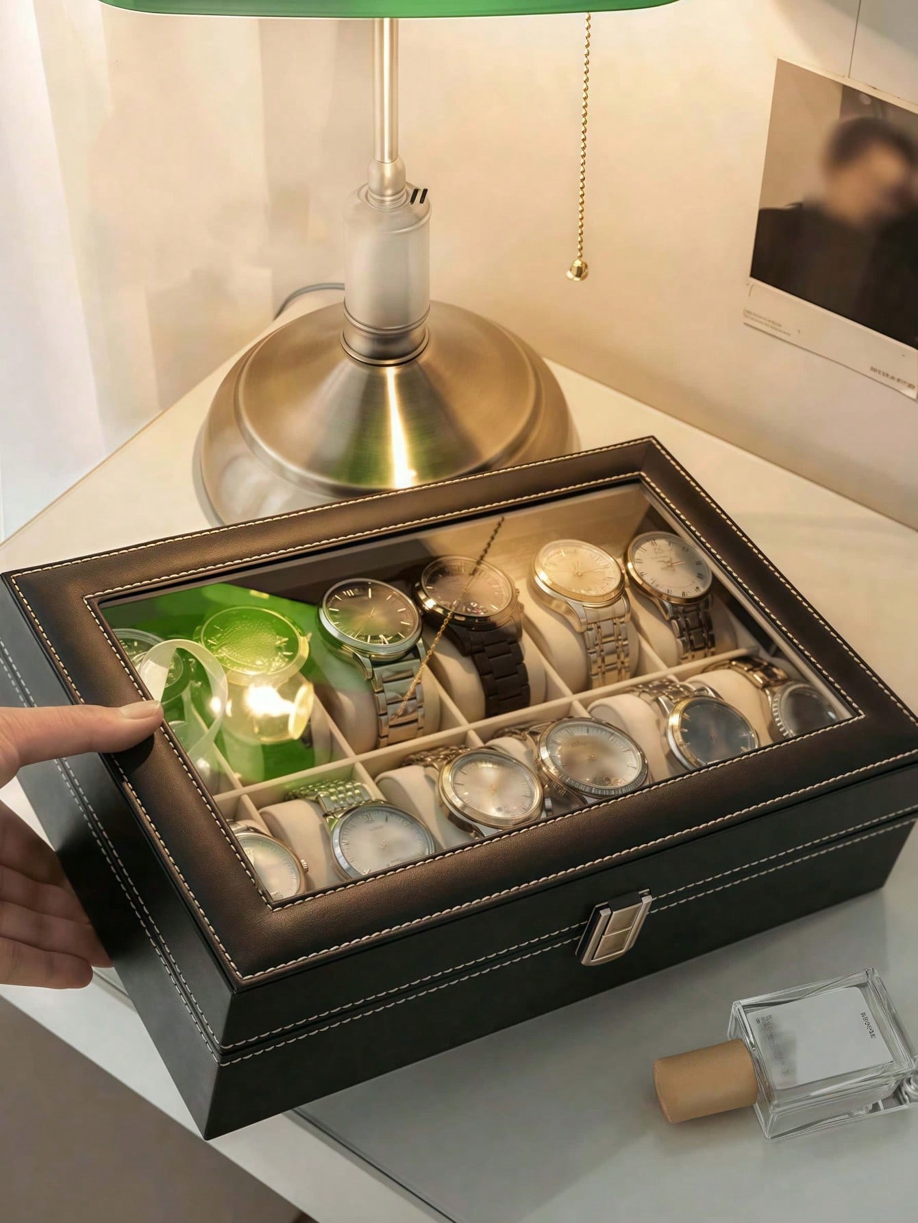 Skórzane pudełko na zegarki z  – Jewelry Box With Watches recenzja i cena